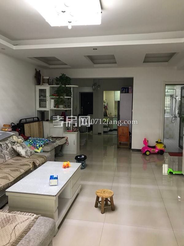 C1367園林路水文局2/5精裝4/1/1不動產(chǎn)證面積110平米售價60萬”