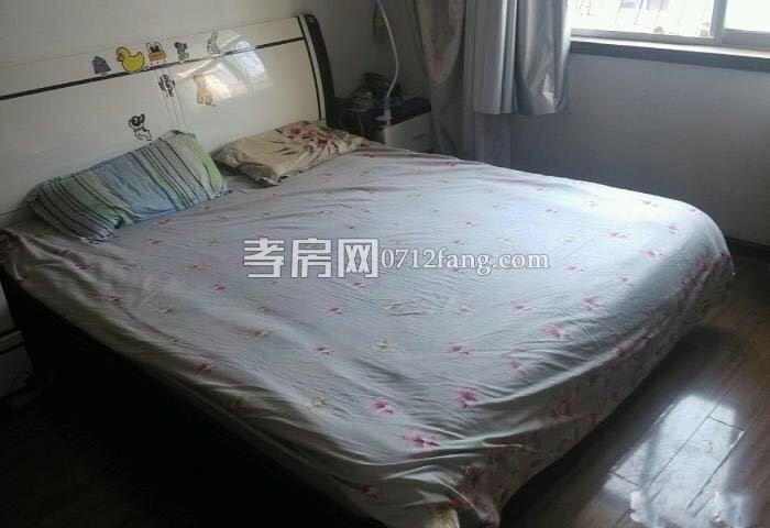 A3336南大大禹 3室2廳2衛(wèi)29/32精裝面積125.31平米售價96萬