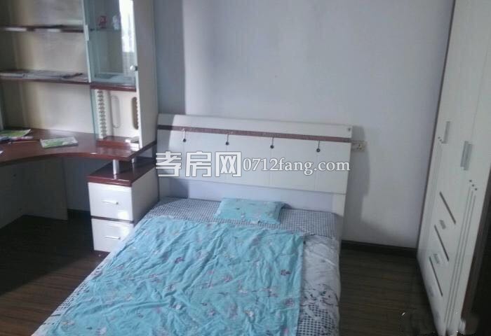 A3336南大大禹 3室2廳2衛(wèi)29/32精裝面積125.31平米售價96萬