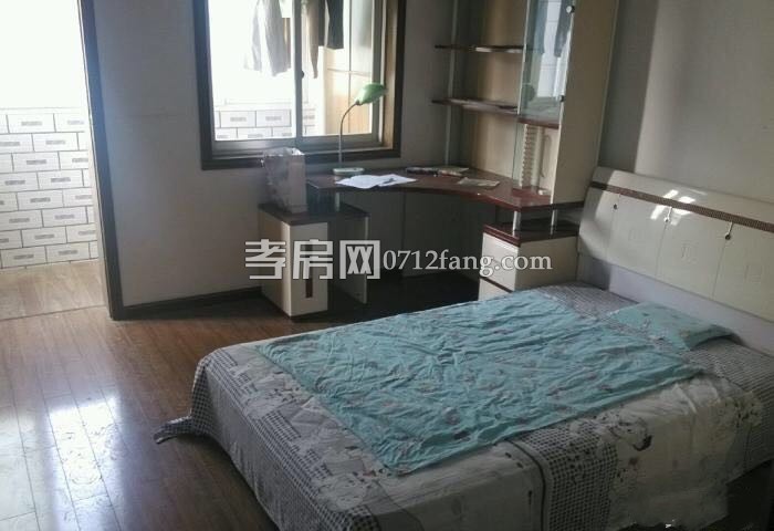 A3336南大大禹 3室2廳2衛(wèi)29/32精裝面積125.31平米售價96萬