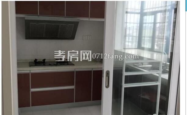     A3375 宇濟(jì)城中城 2/6+1  中裝 兩證滿五 面積126.8平米  售價(jià)61萬 