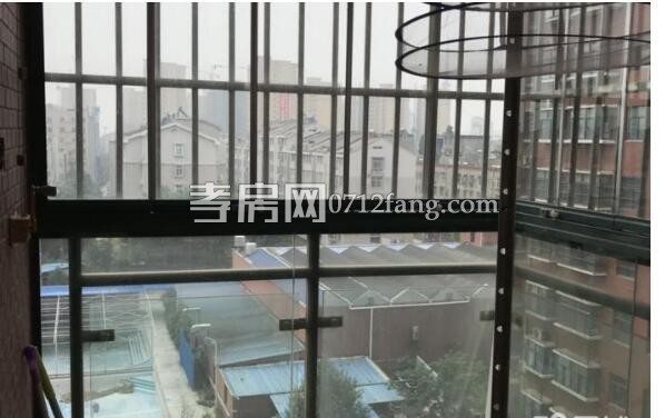 A3375宇濟(jì)城中城2/6+1中裝兩證滿五面積126.8平米售價(jià)61萬(wàn)