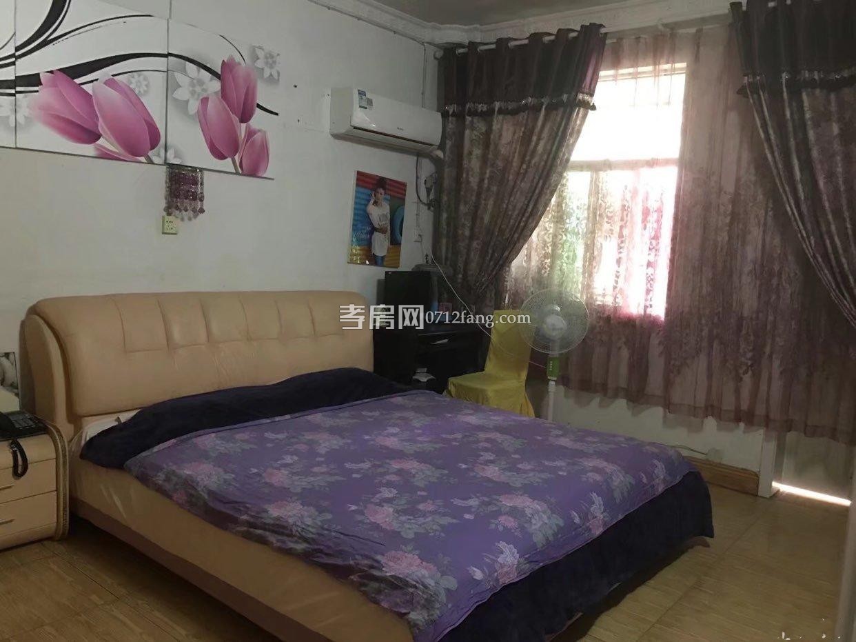  D353 園北單位房 三室二廳一衛(wèi) 7/7 毛坯 兩證滿二 144平米 62萬 有鑰匙 