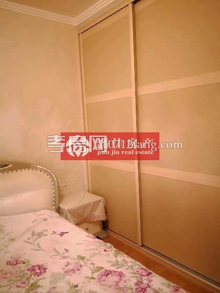 【潘佳房產(chǎn)推薦】【滿二泰陽(yáng)城二期130平米3室2廳2衛(wèi)精裝南北通透70萬(wàn)】