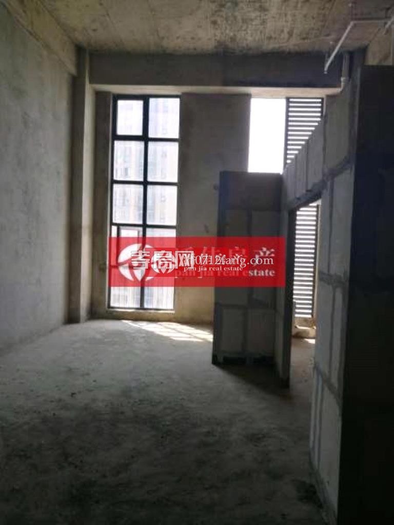 【潘佳房產(chǎn)推薦】【宇濟城中城2/6層131平米簡裝南北通透有院子方便停車60萬】