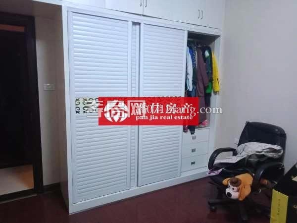 【潘佳房產(chǎn)推薦】【陽(yáng)光美苑90.28平米2/6樓簡(jiǎn)裝溫馨兩房32萬】