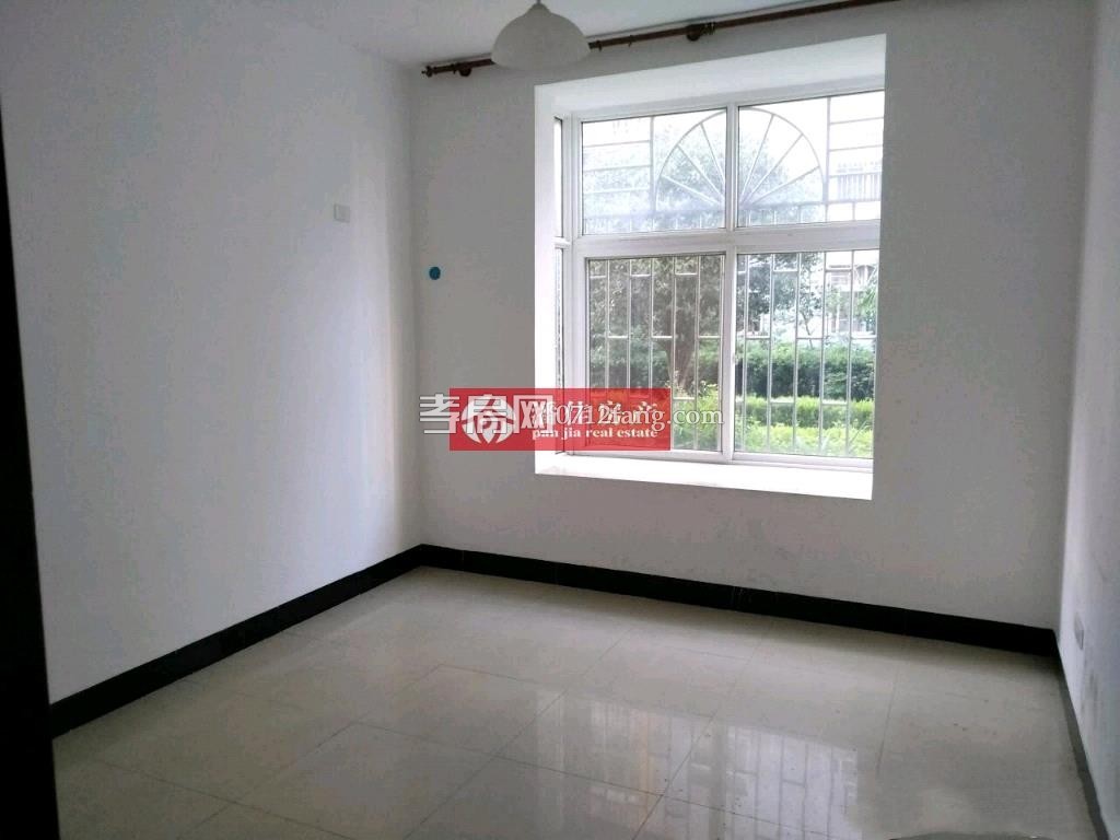 【潘佳房產(chǎn)推薦】【乾坤名城南北通透雙陽臺(tái)1/7樓130平米簡裝78萬】