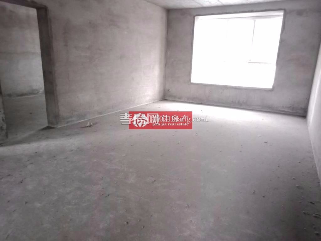 【潘佳房產(chǎn)推薦】滿二！城站路泰陽城5樓140㎡3室2廳南北通透56萬