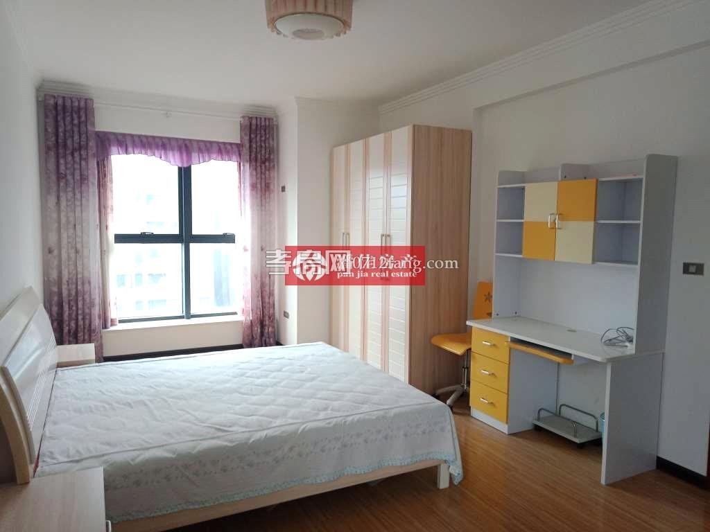 【潘佳房產(chǎn)推薦】滿二！灣流匯122㎡4室2廳精裝未住人毛坯價送精裝急售101萬！