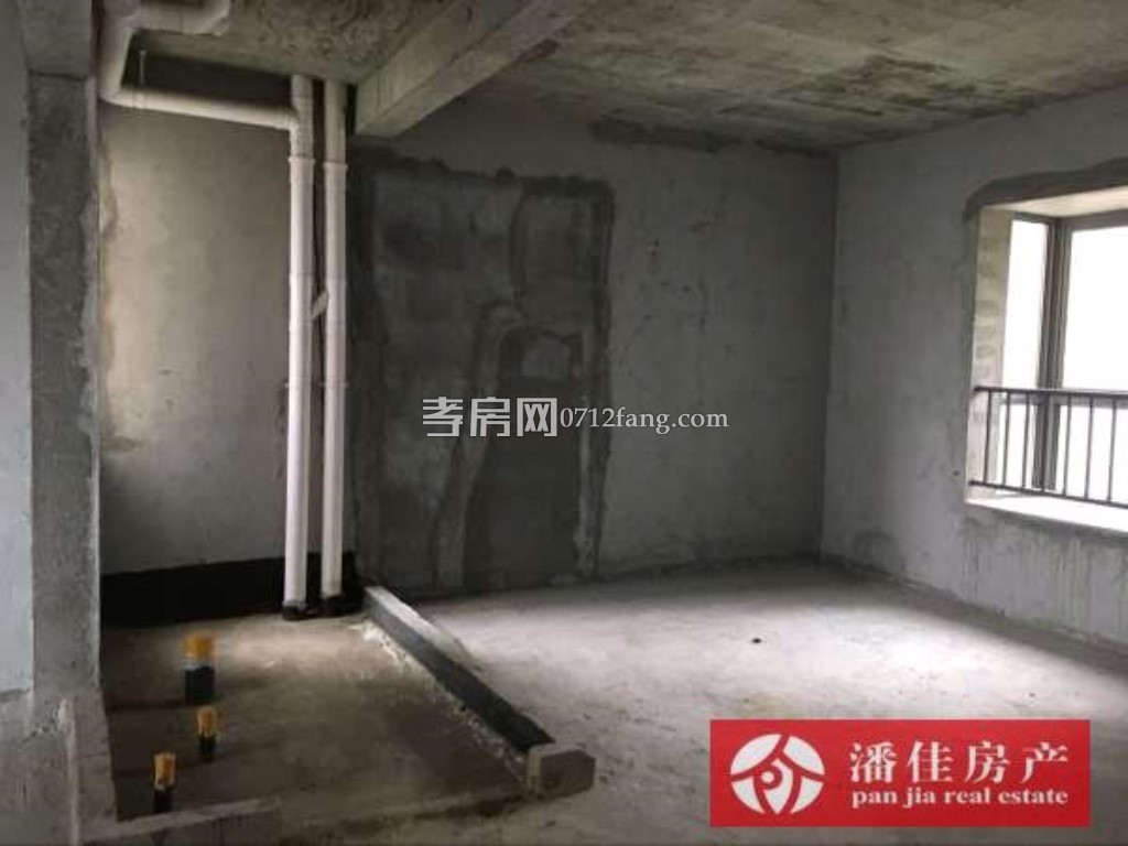 【潘佳房產(chǎn)推薦】【槐蔭大道大潤(rùn)發(fā)超市對(duì)面槐蔭閣4樓110平米三房40萬(wàn)】