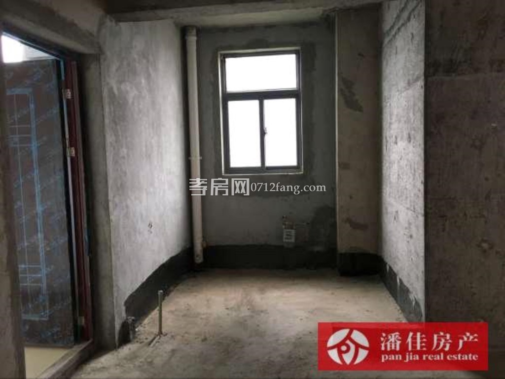 【潘佳房產(chǎn)推薦】【槐蔭大道大潤(rùn)發(fā)超市對(duì)面槐蔭閣4樓110平米三房40萬(wàn)】