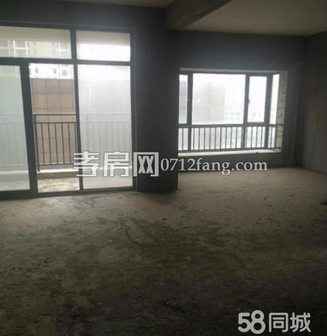 香港城中央廣場(chǎng)139平4室2廳2衛(wèi)毛坯房南北通透