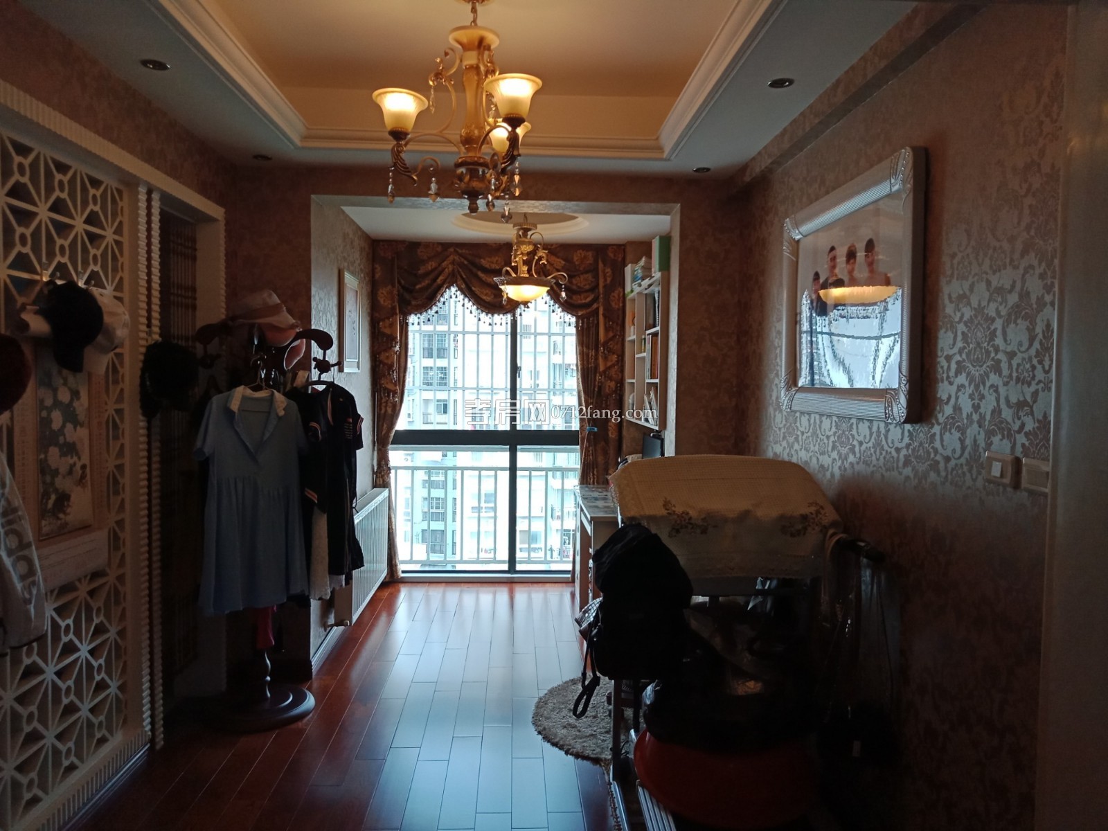 B2967福星城三期26/32毛坯3/2/2兩證滿五121平米95萬