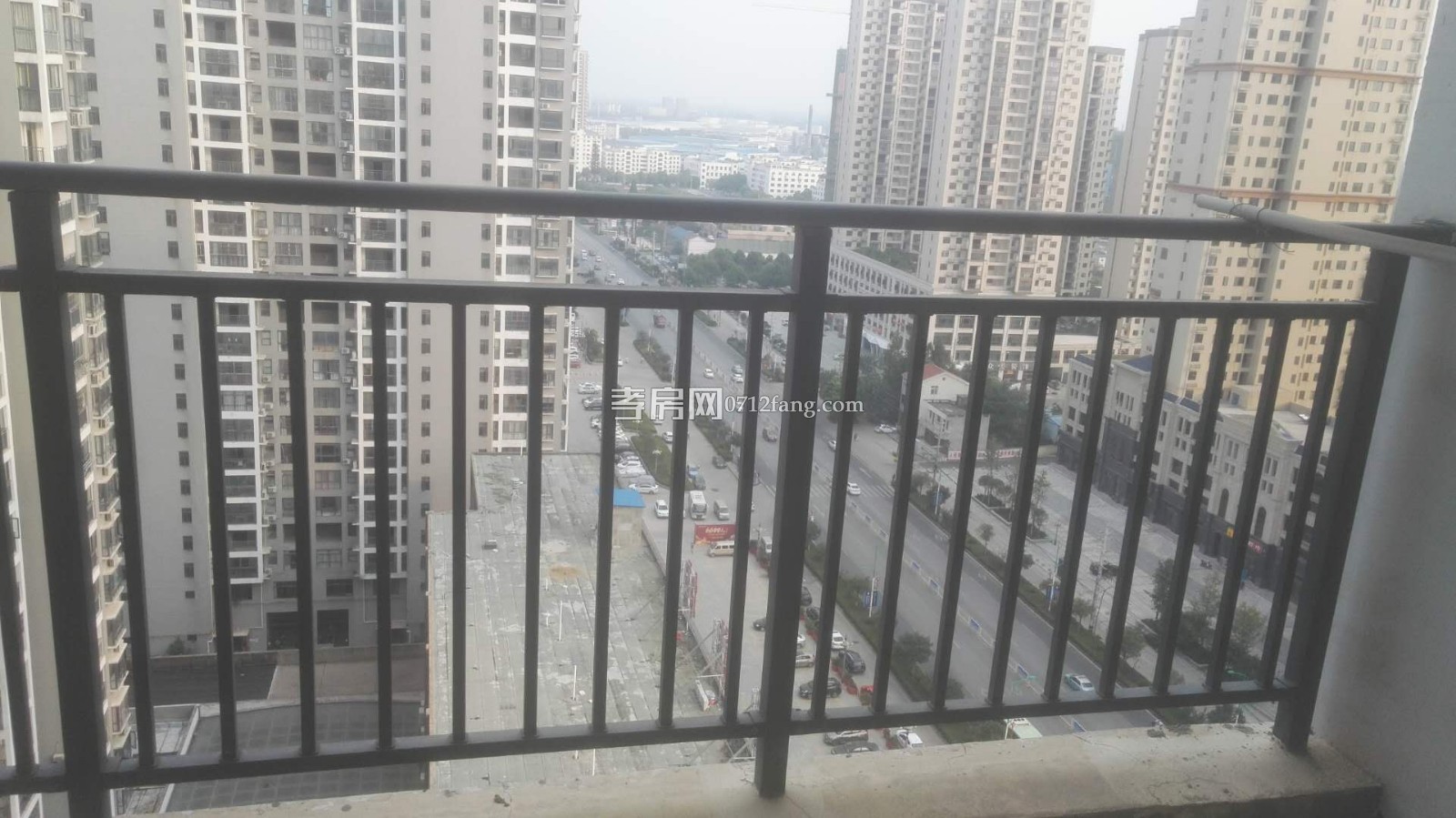 A3590宇济城中城3/2/1简装3/6两证满五面积126平售价55万