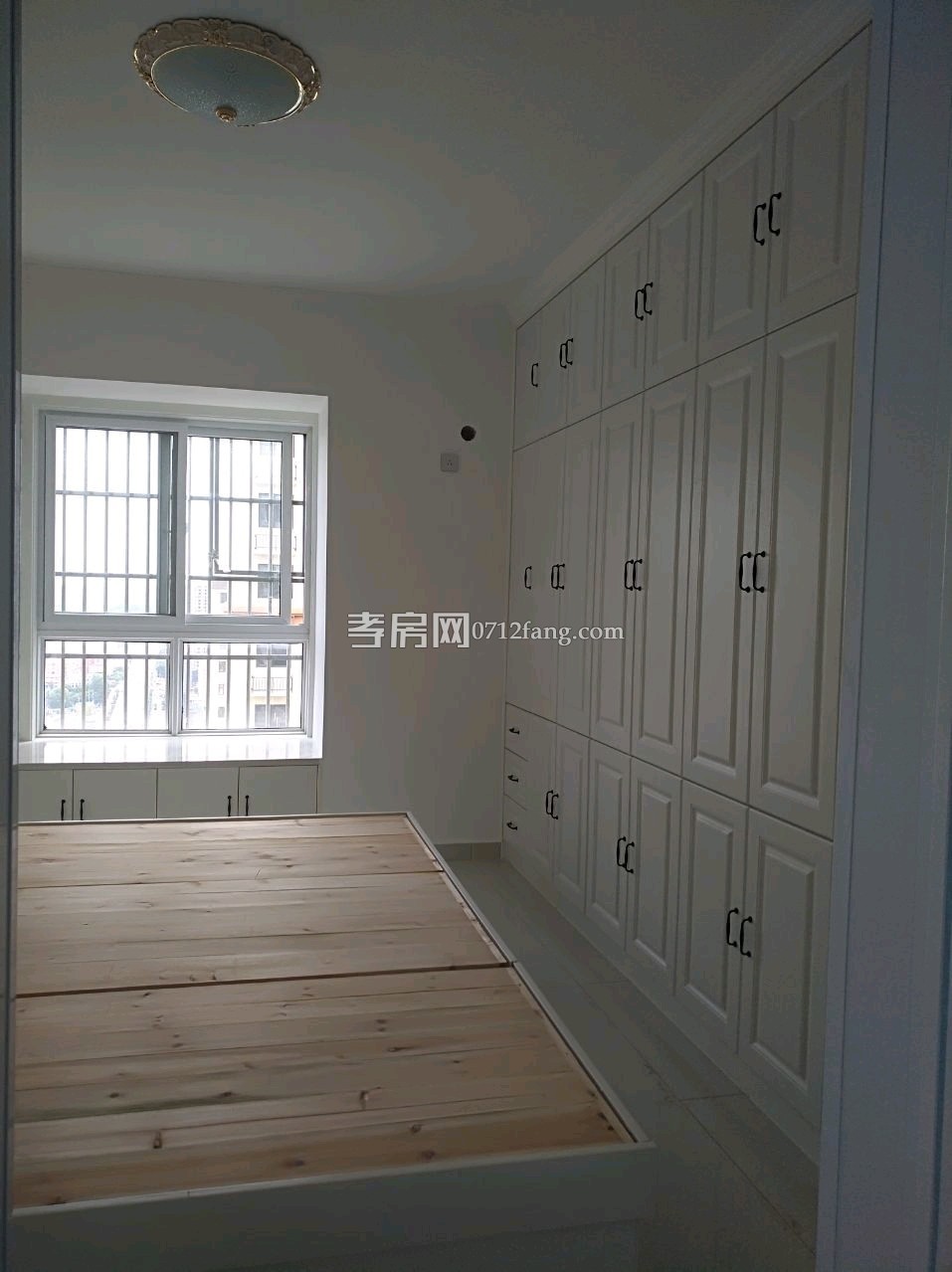 A3336南大大禹 3室2廳2衛(wèi)29/32精裝面積125.31平米售價96萬