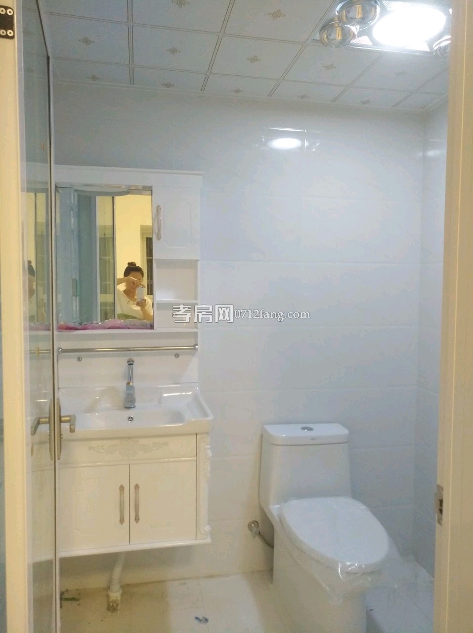 A3336南大大禹 3室2廳2衛(wèi)29/32精裝面積125.31平米售價96萬