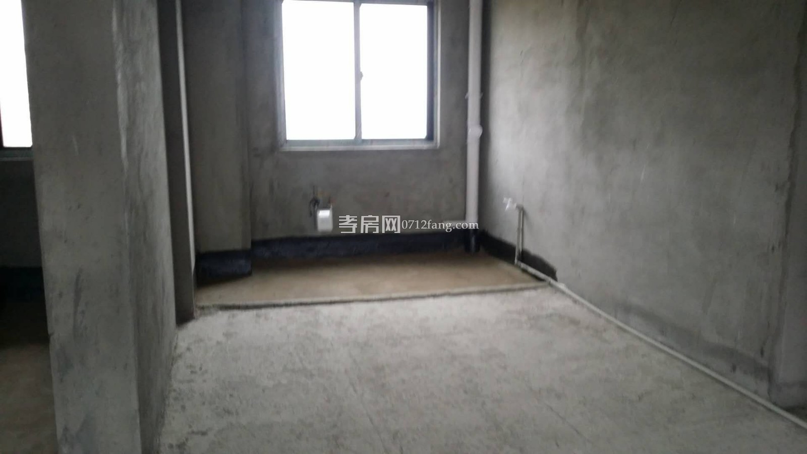 A3415文化路 對(duì)面國(guó)稅局單位房二室二廳一衛(wèi)做的新隔熱防水