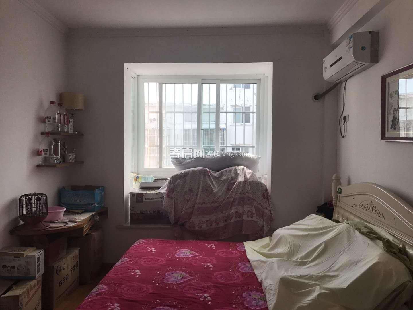 D1036乾坤陽(yáng)光3/2/2中裝4/6證滿二134平米118萬(wàn)