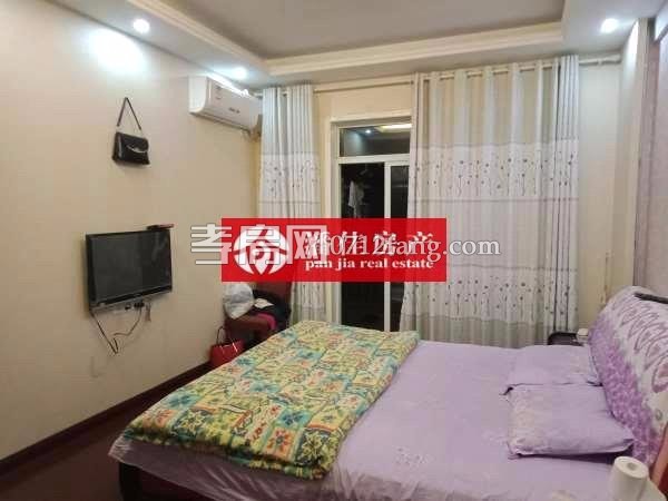 【潘佳房產(chǎn)推薦】丹陽 房！航天 府旁紫荊花園 中層140㎡精裝急售只要95萬