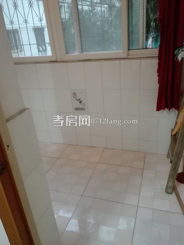   E177金東華府 27/31 毛坯 3/2/2 不動(dòng)產(chǎn)證 面積114平米售價(jià)92萬