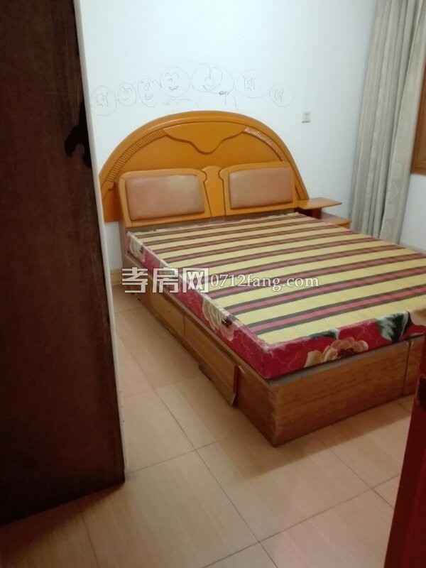 E177金東華府27/31毛坯3/2/2不動(dòng)產(chǎn)證面積114平米售價(jià)92萬