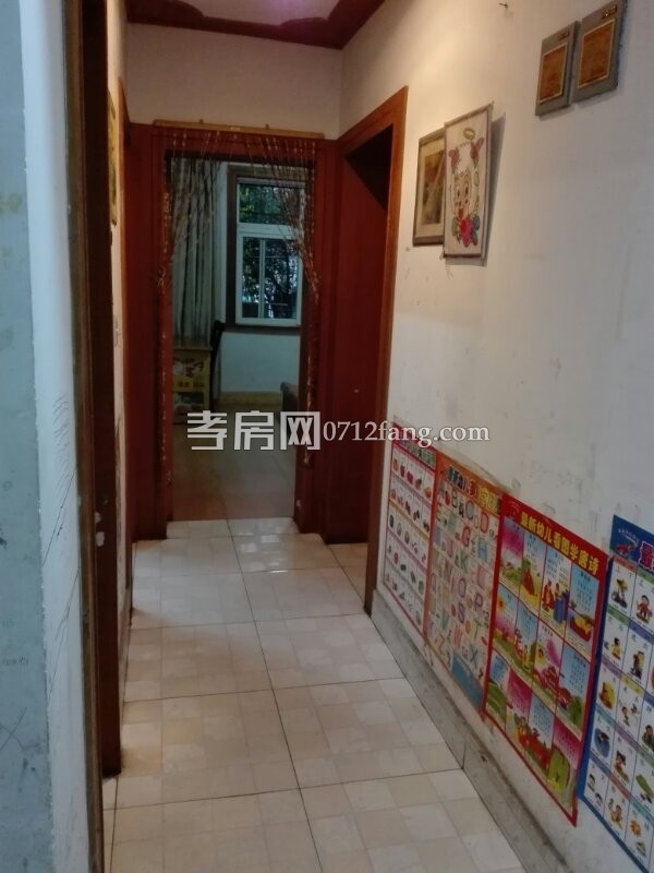 E177金東華府27/31毛坯3/2/2不動(dòng)產(chǎn)證面積114平米售價(jià)92萬