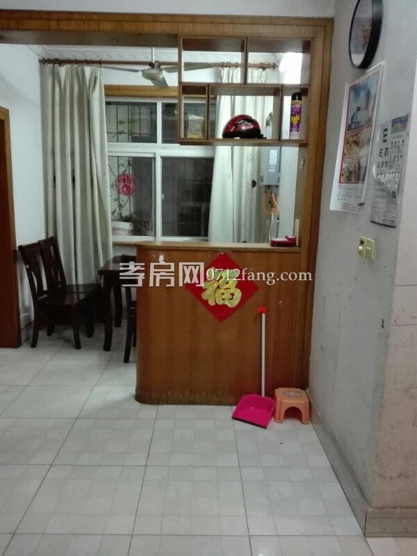 E177金東華府27/31毛坯3/2/2不動(dòng)產(chǎn)證面積114平米售價(jià)92萬