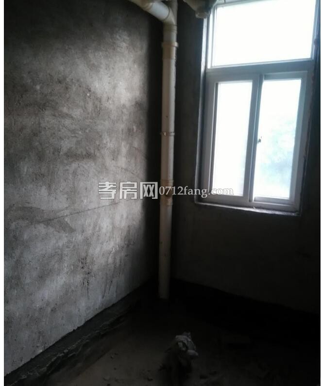 D1059香澳路步行街7/7精裝3/2/1兩證滿二拎包入住面積84.74平急售