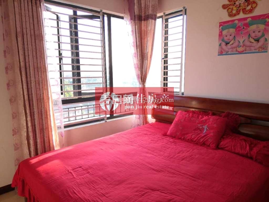 【潘佳房產(chǎn)推薦】【滿二保麗廣場 商業(yè)街105平高層精裝生活購物一體80萬】