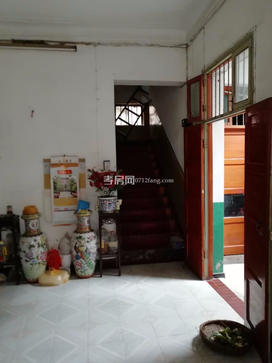 2層 棟帶小院私房，地處北門口大天橋200米處商業(yè) 地段