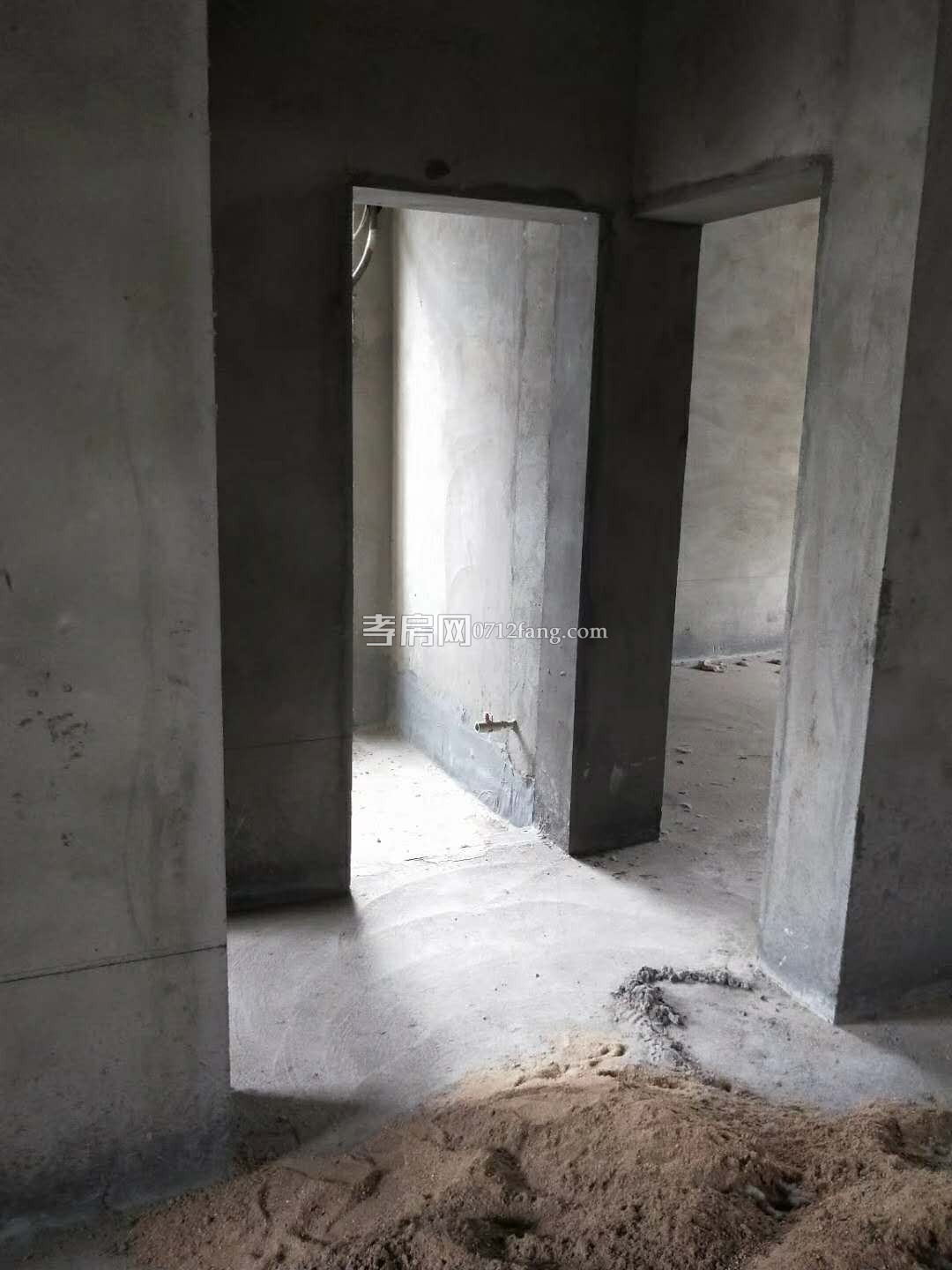  C1317 金一華府5/7+1毛坯 2/2/1  兩證滿五 面積81平米 售價(jià)41萬