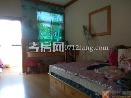 D941东苑小区一期3/2/1中装7/8两证满二112.7平米49.8万