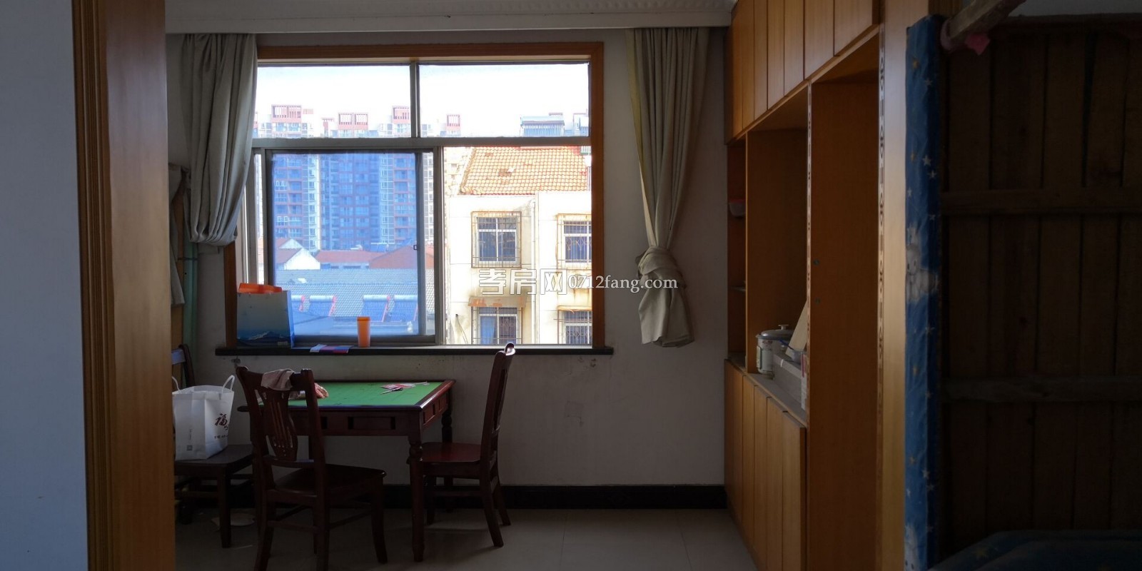 D1040中銀花苑3/2/1簡(jiǎn)裝7/7面積；128.27平米售價(jià)；40萬(wàn)