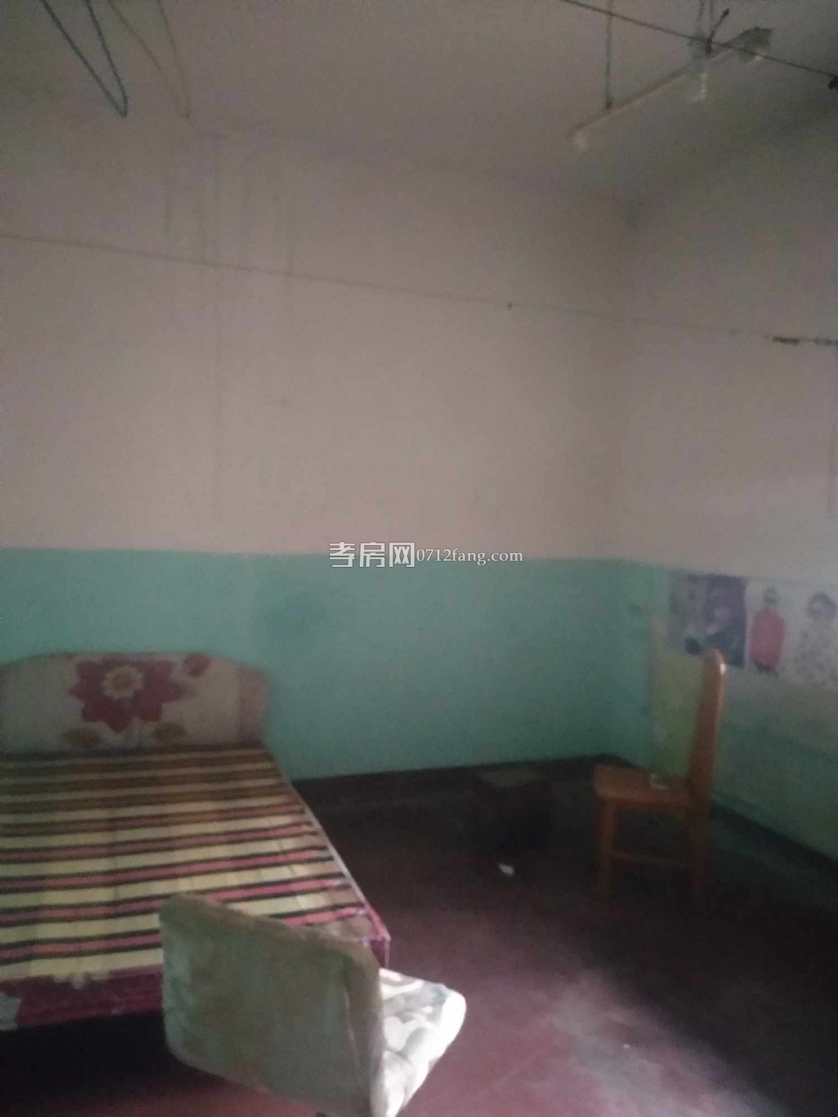 A3415文化路 對(duì)面國(guó)稅局單位房二室二廳一衛(wèi)做的新隔熱防水