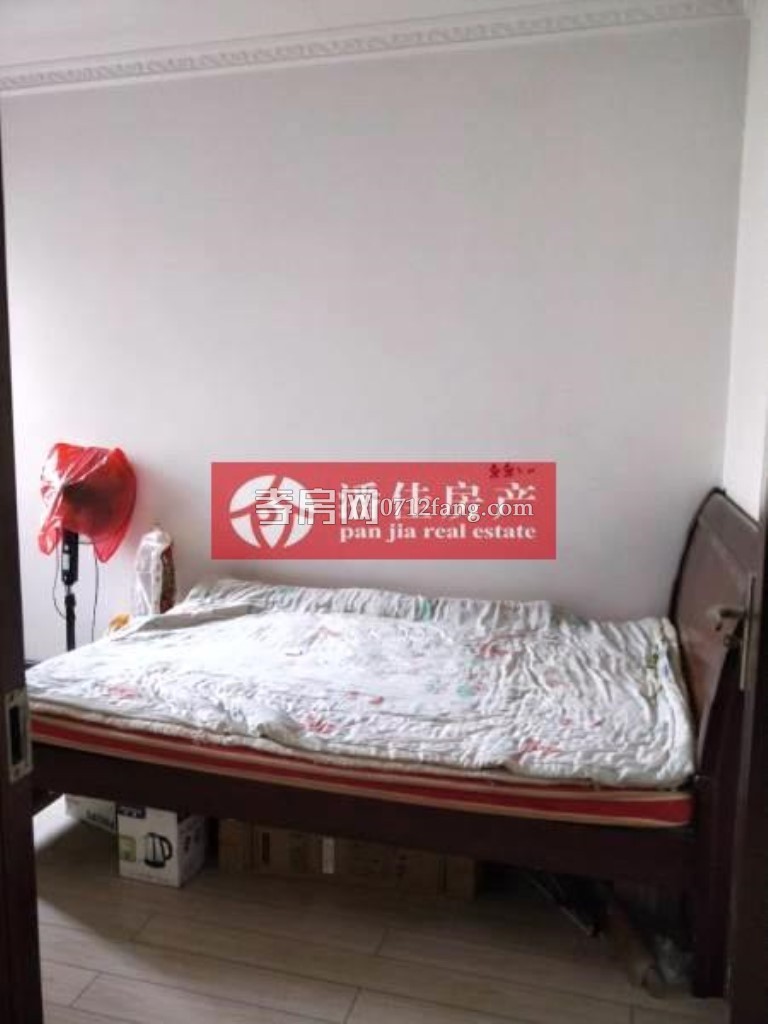 【潘佳房產(chǎn)推薦】滿二！城站路泰陽城5/6樓129㎡3室2廳1衛(wèi)精裝修只要58萬