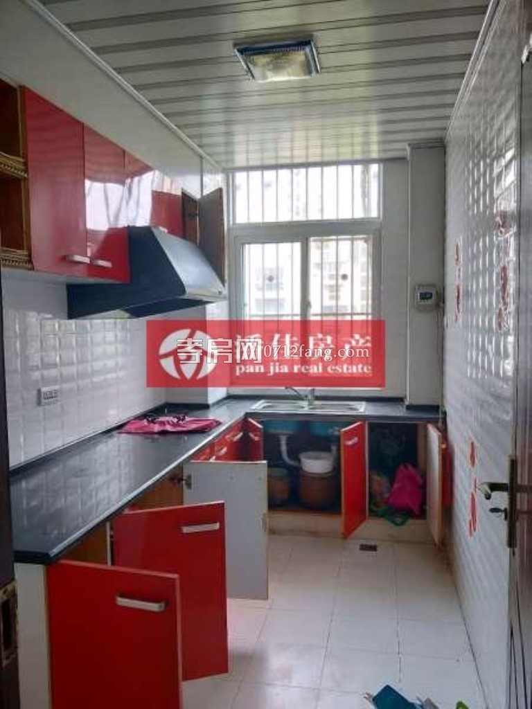 【潘佳房產(chǎn)推薦】滿二！城站路泰陽城5/6樓129㎡3室2廳1衛(wèi)精裝修只要58萬