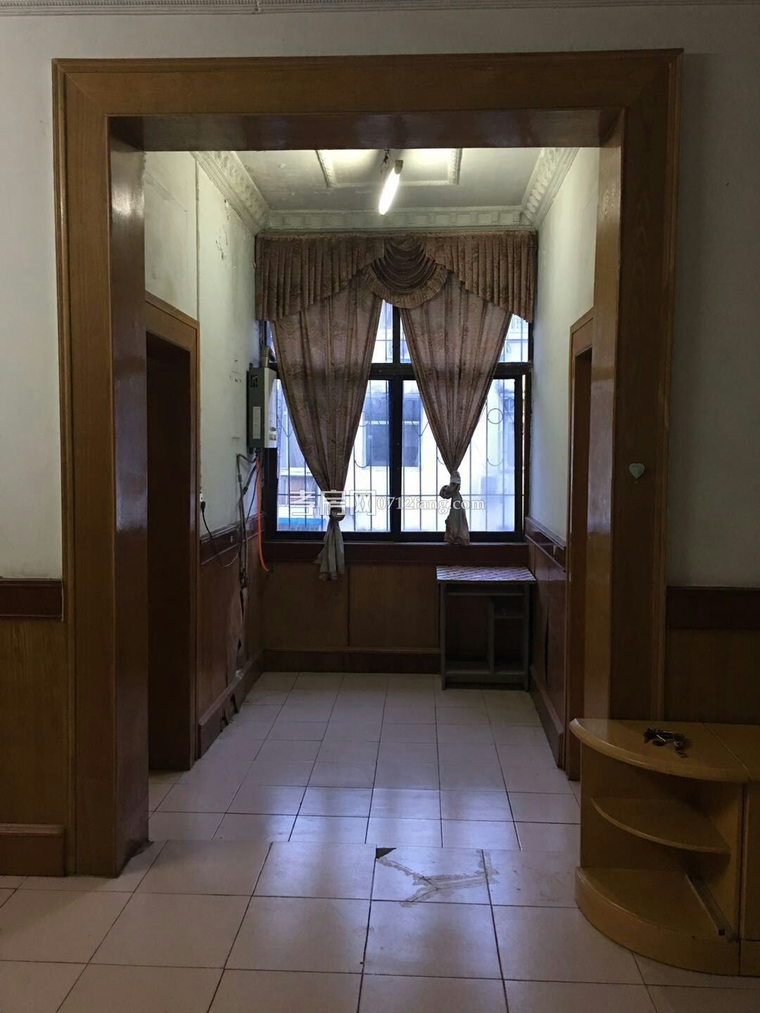 A3222大東門單位房5/7簡裝二室兩證滿五64.4平米售價20萬