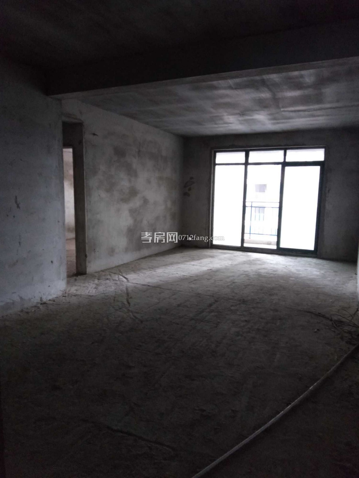   D874 金東華府 3/2/2 毛坯 6/31  不動產(chǎn)權(quán)證 128平米 售價；90萬