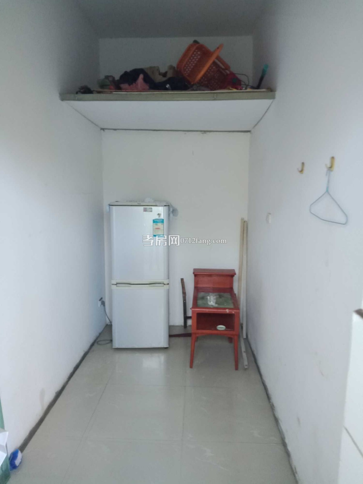 D999长征二路惠民医院5/6简装2/2/1不动产证面积70.78平