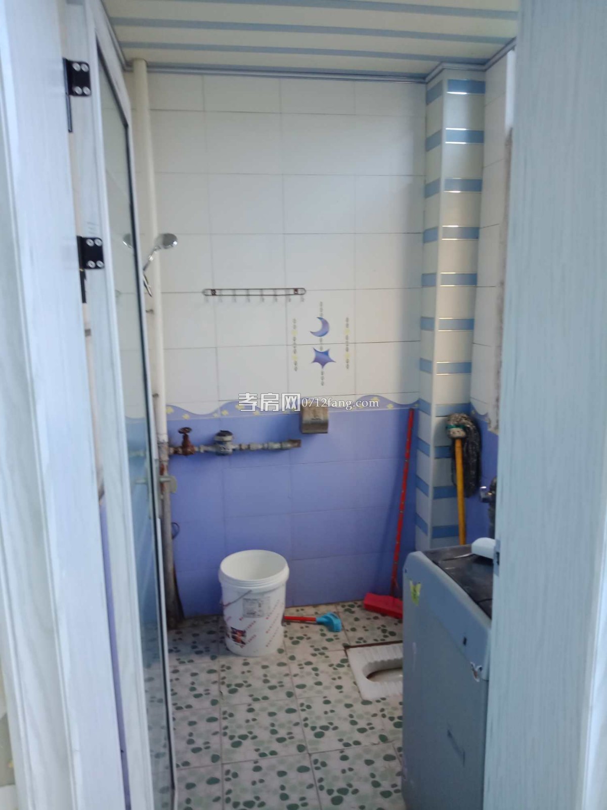 D999长征二路惠民医院5/6简装2/2/1不动产证面积70.78平