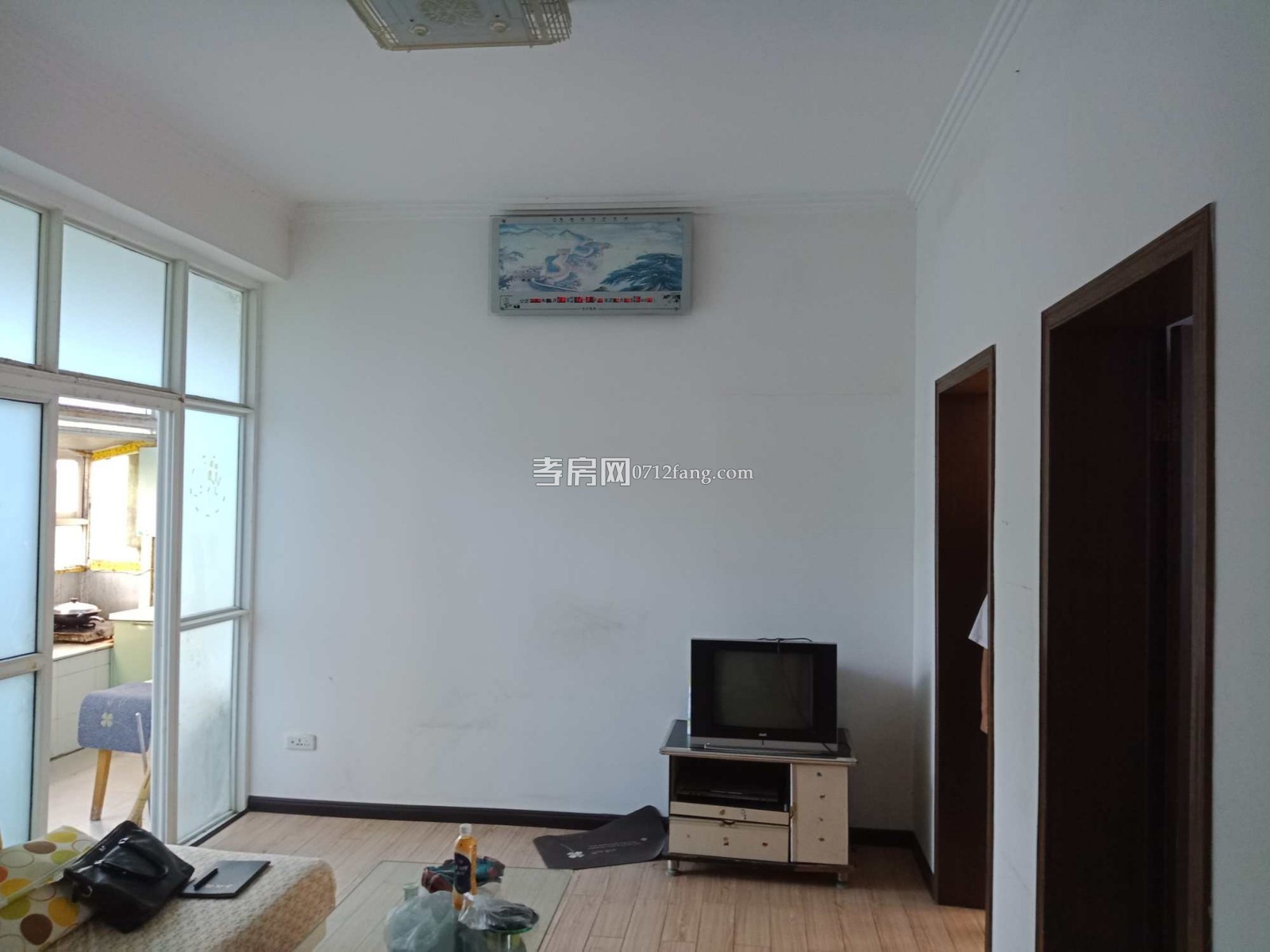 D999长征二路惠民医院5/6简装2/2/1不动产证面积70.78平