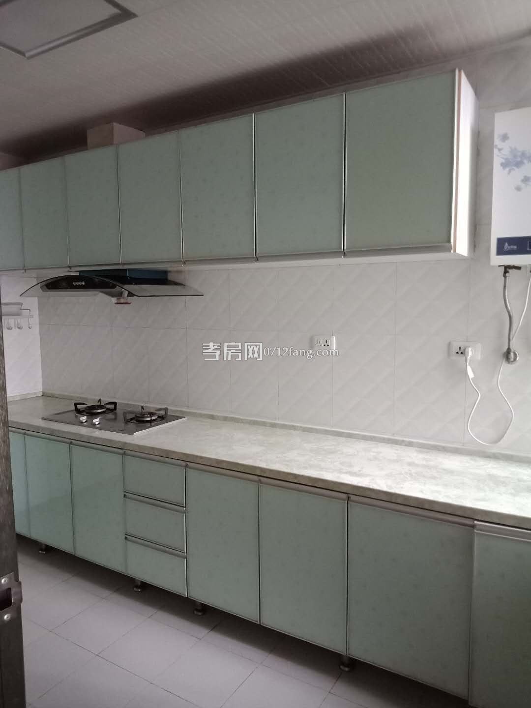 D995乾坤阳光2/2/1简装15/19两证满五面积100.5平米85万