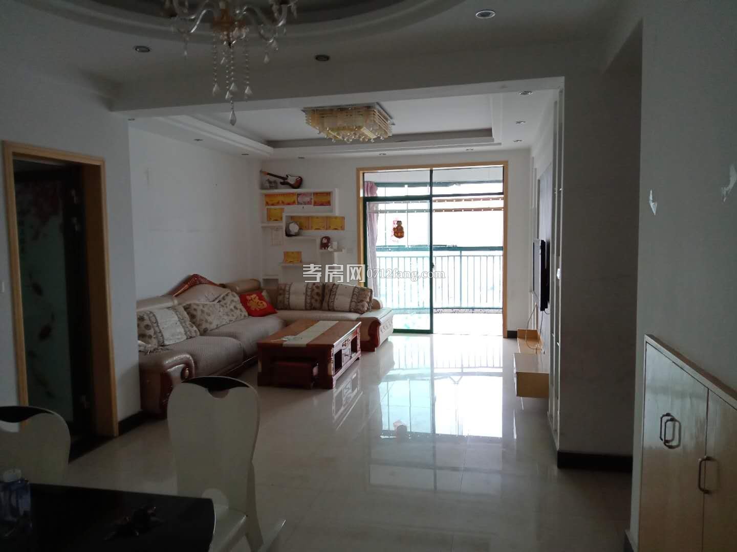   D995 乾坤陽光 2/2/1簡裝 15/19 兩證滿五 面積100.5平米85萬     