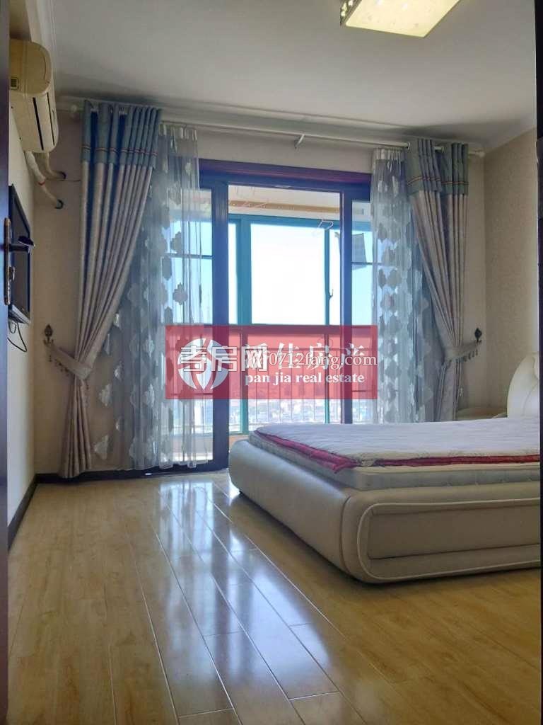 【潘佳房產(chǎn)推薦】【翡翠名都 中層102平米全新精裝75萬】