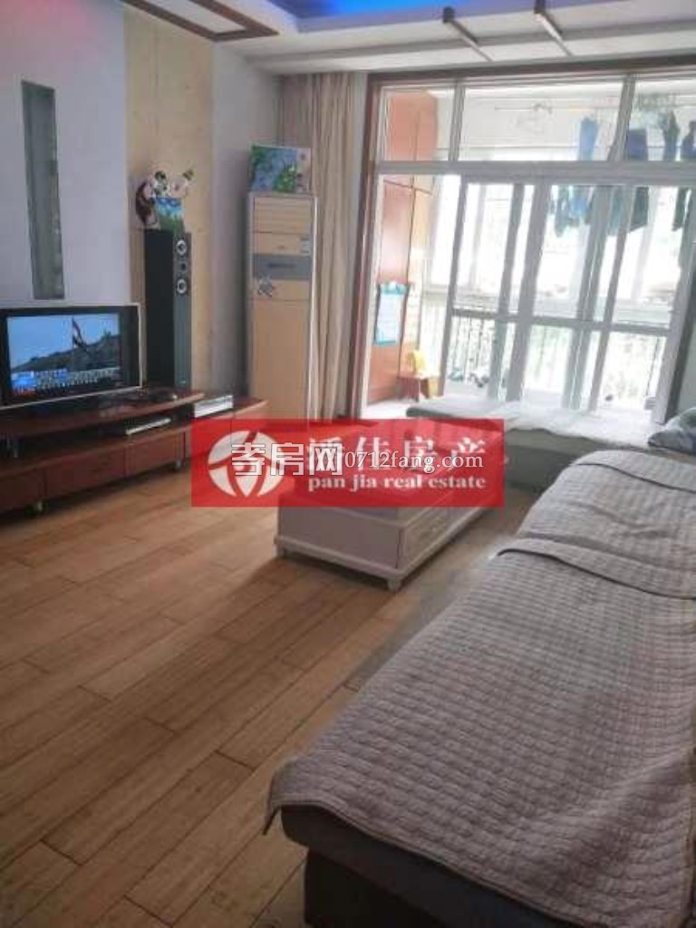 【潘佳房產(chǎn)推薦】滿5 泰陽城2期3樓128平米簡裝送10平米儲藏室65萬