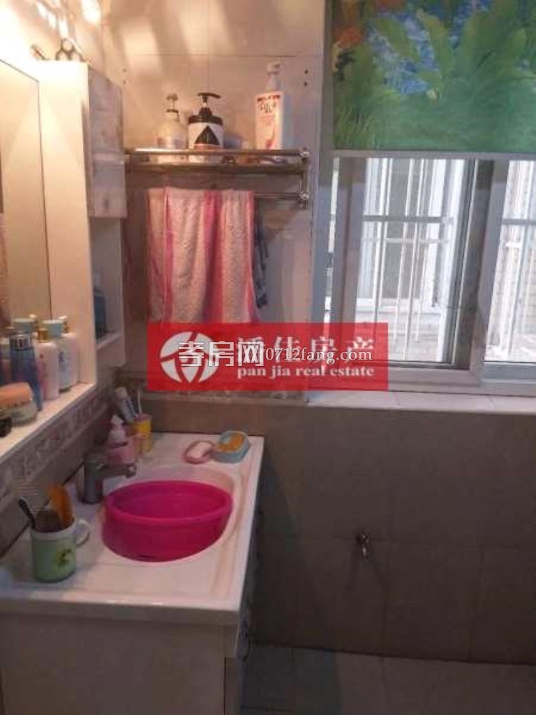 【潘佳房產(chǎn)推薦】滿5 泰陽城2期3樓128平米簡裝送10平米儲藏室65萬