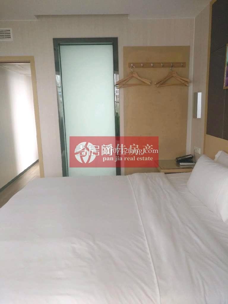 【潘佳房產(chǎn)推薦】【抄 ！中建國際119平中層3室2廳2衛(wèi)精裝94萬】