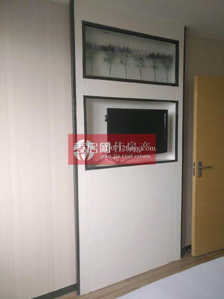 【潘佳房產(chǎn)推薦】【抄 ！中建國際119平中層3室2廳2衛(wèi)精裝94萬】