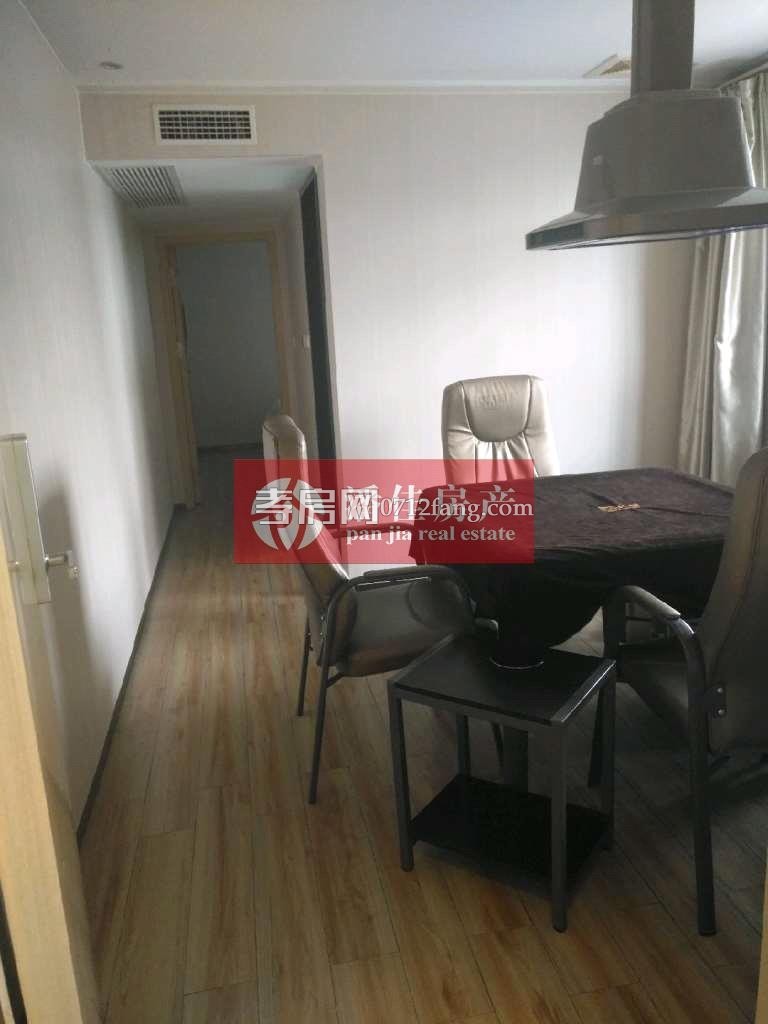 【潘佳房產(chǎn)推薦】【抄 ！中建國際119平中層3室2廳2衛(wèi)精裝94萬】