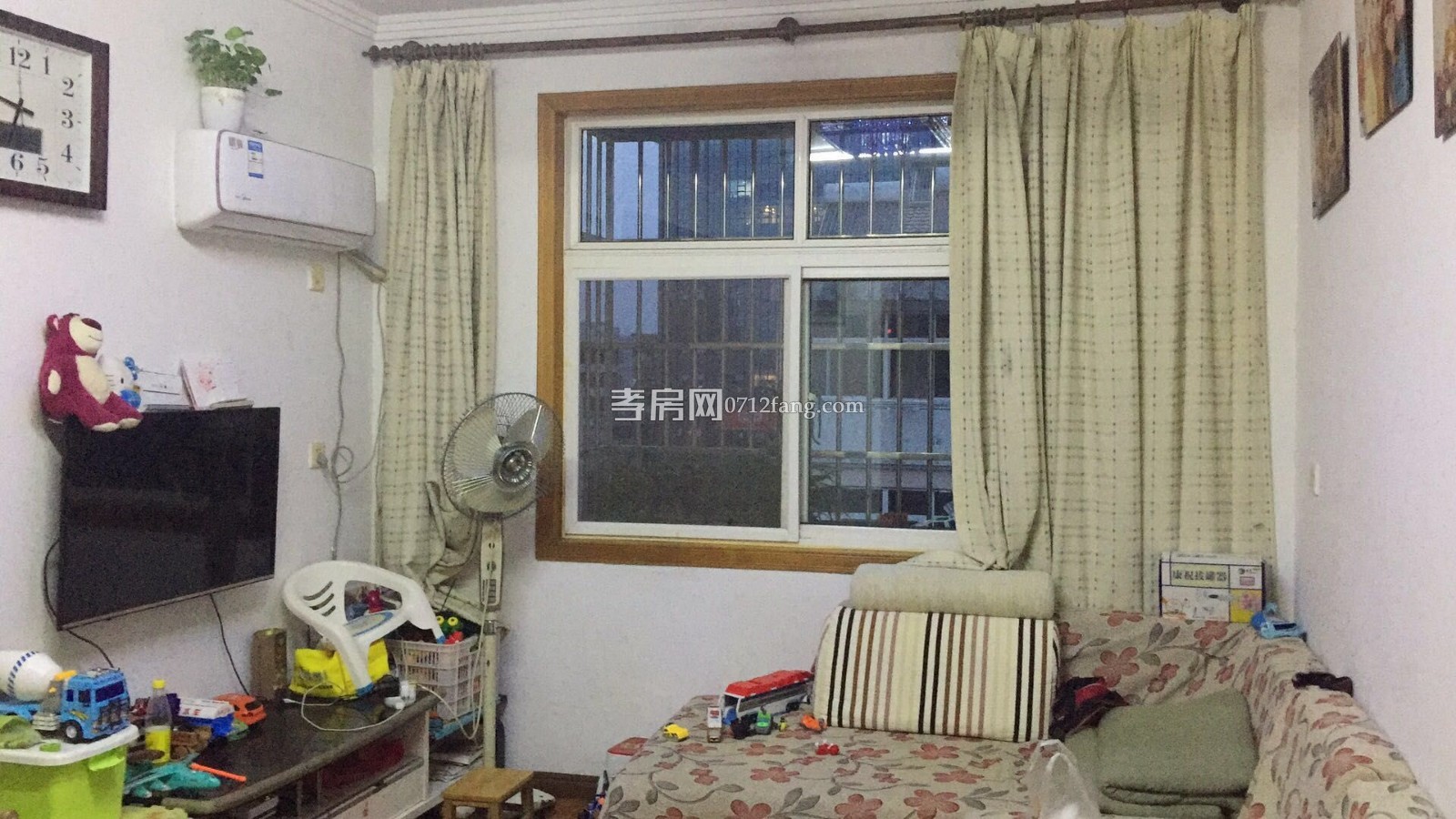 D1059香澳路步行街7/7精裝3/2/1兩證滿二拎包入住面積84.74平急售